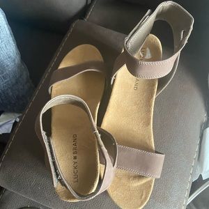 Lucky brand shoes